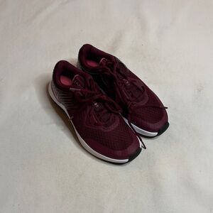 Nike Women’s Maroon MC Trainer